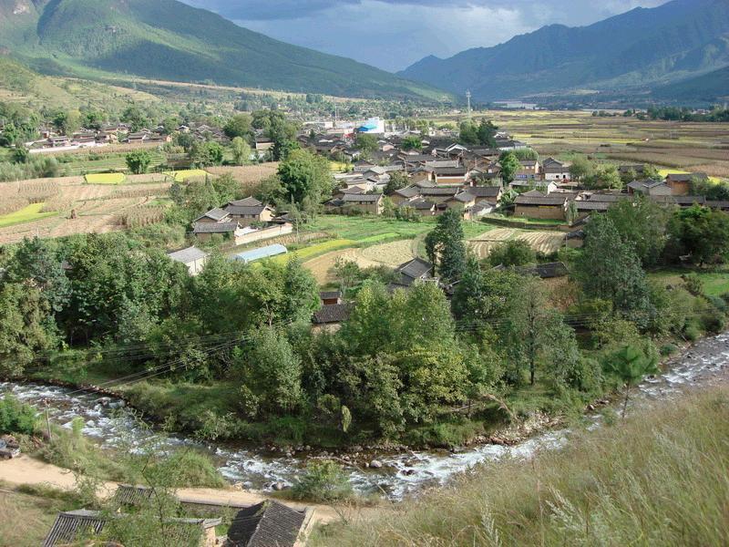 吾竹村(公司)隶属于云南省迪庆州香格里拉市金江镇,属于山区绝对贫困