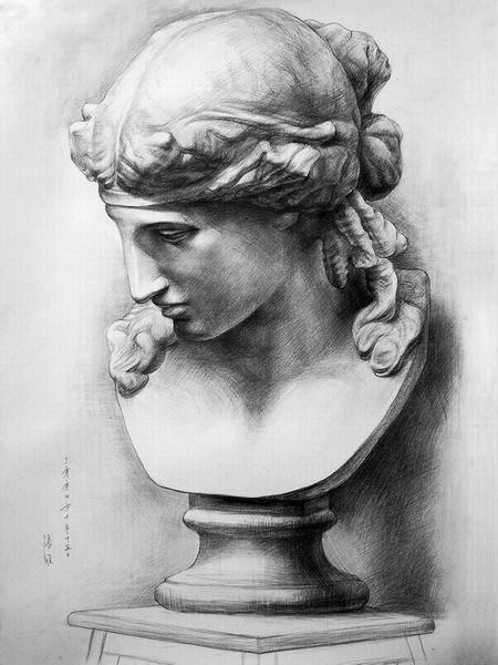 阿里亚斯(神话人物)阿里亚斯是一尊古希腊石膏像,表现的是古希腊神话