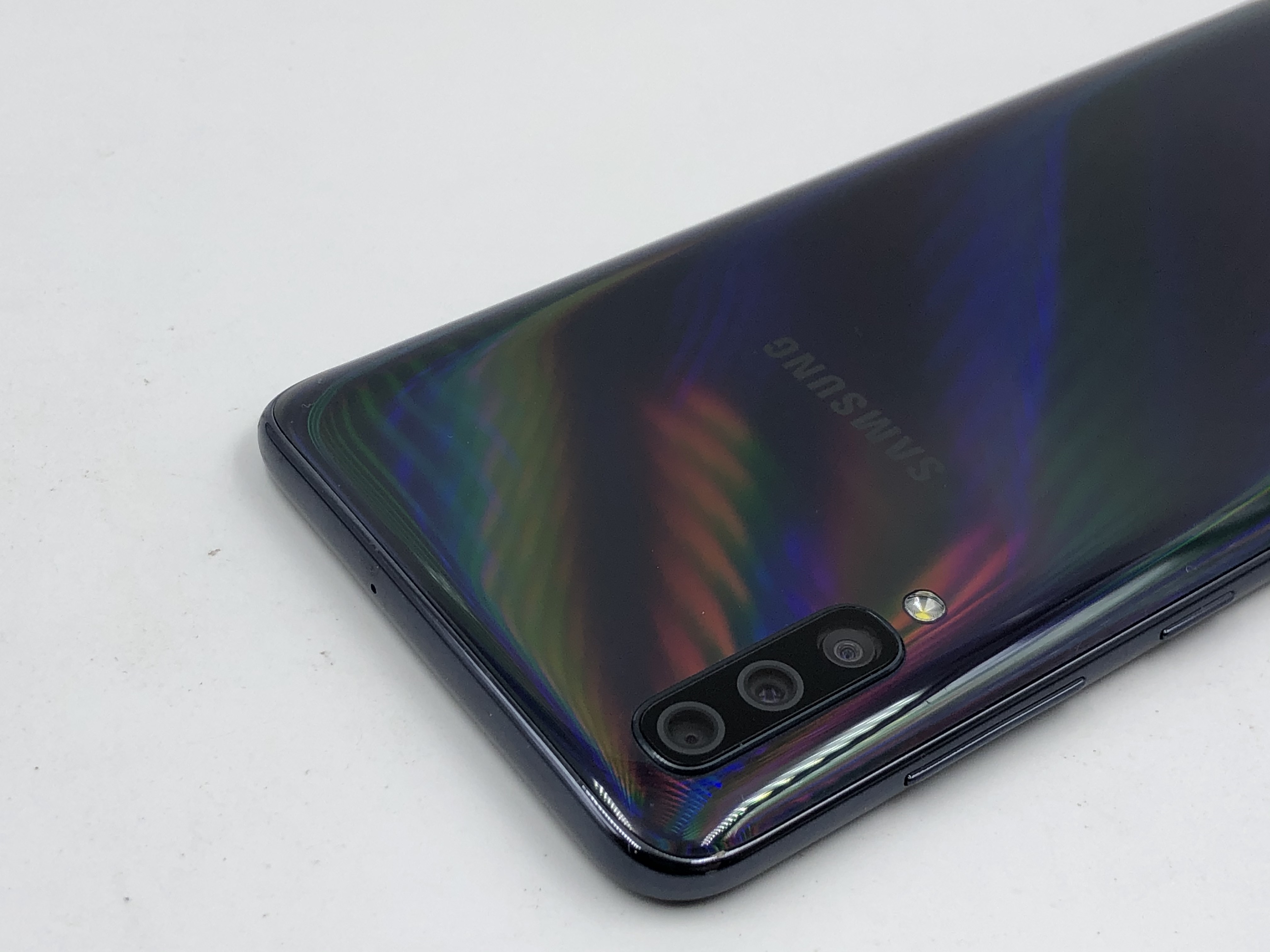 三星galaxy a70价格￥ (18点前下单,当日发货) 新机参考价 ￥ 促销