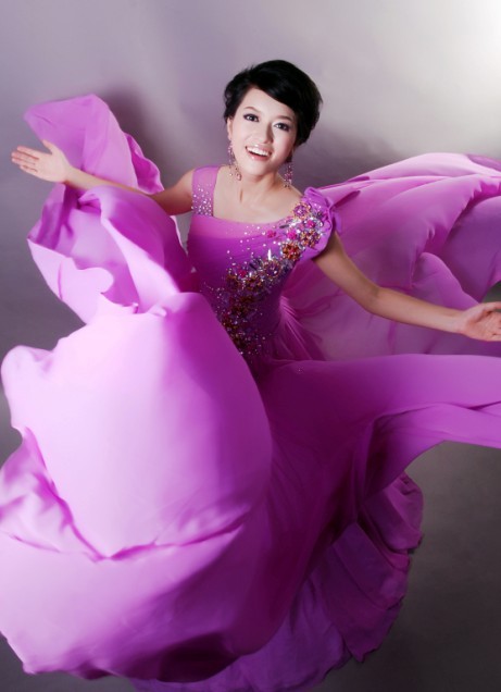 李佳妮(歌手|社会人物)