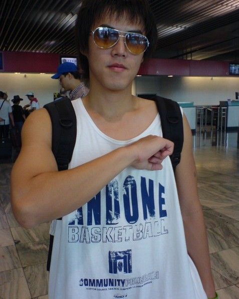 高天骐,在一次机缘巧合下,从20位国手中被《mvp 情人》制作单位相中的