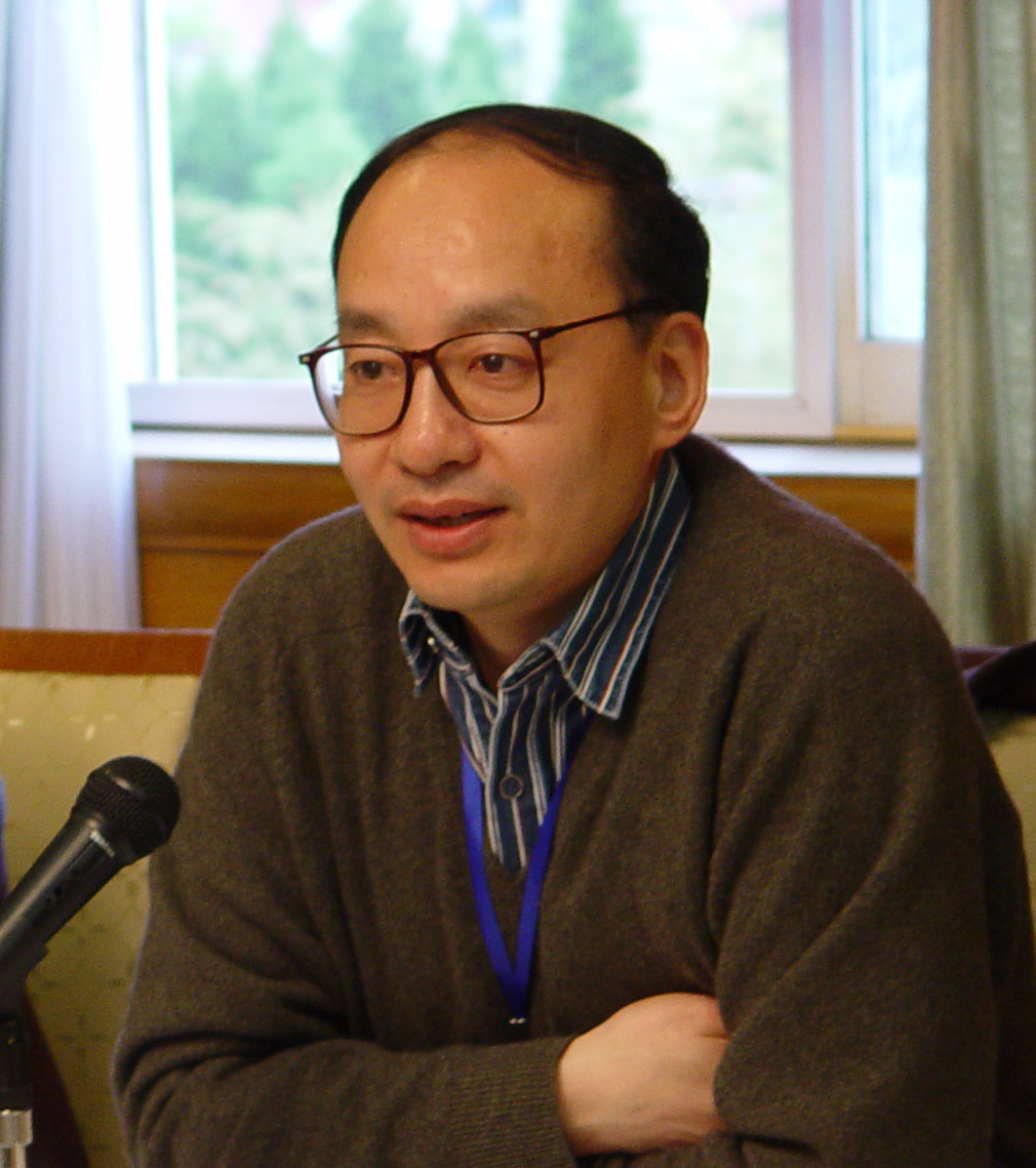 博士,教育部长江学者奖励计划特聘教授,曾任教于湘潭大学,南开大学