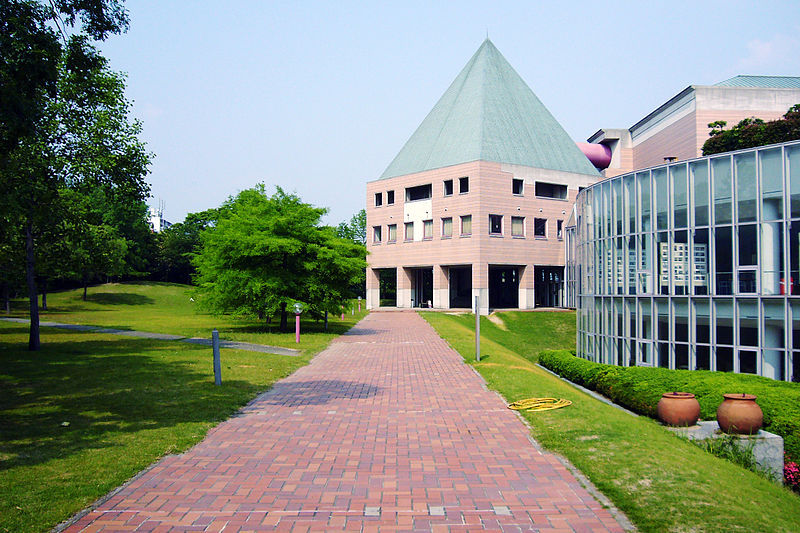 大阪藝術大學學校