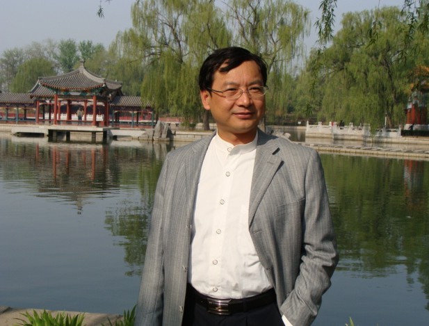 黄志刚教师医生