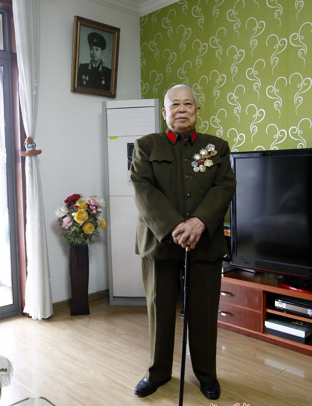 02),男,福建省漳浦县人,正师职离休干部,原滁县军分区顾问.