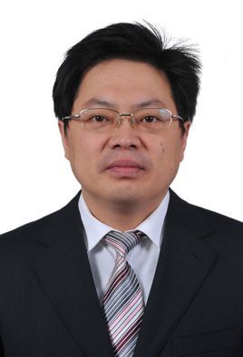 李新阁(政治人物)