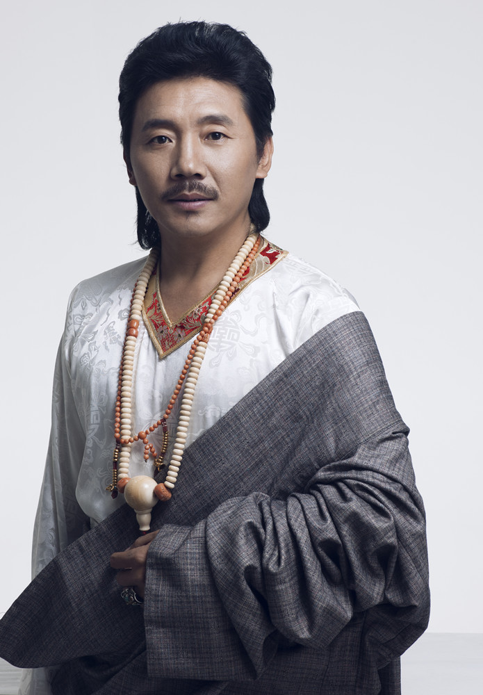 故乡(音乐)故乡是容中尔甲主唱的一首歌,词宋书华,曲梁军.