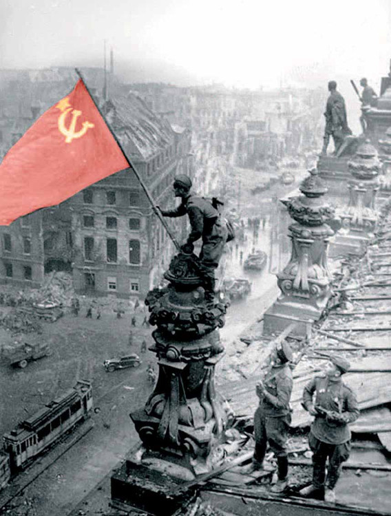 大厦保卫战是德意志第三帝国(纳粹德国)在二战末期的最后抵抗,苏联