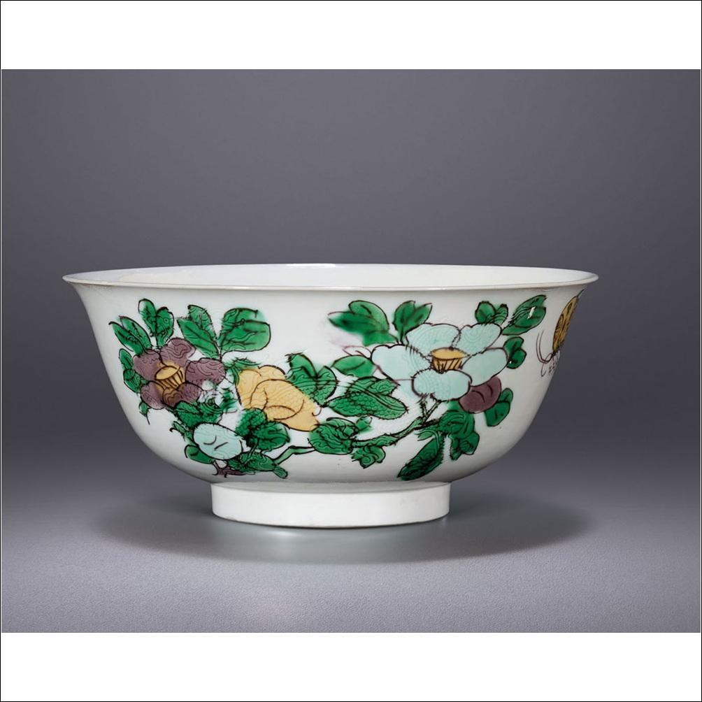 素三彩折枝花纹碗(文化遗产)