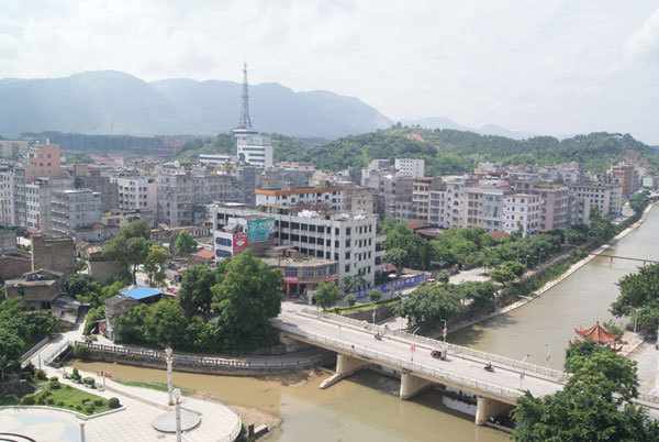 广西陆川县温泉镇图片