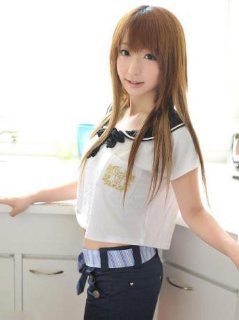 1989年1月14日出生),旧名くるみひな(中译胡桃雏),是日本的av女优.