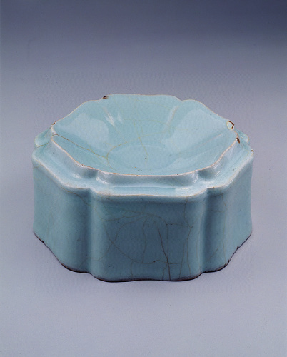 南宋官窑青瓷葵花式洗 (文化遗产)