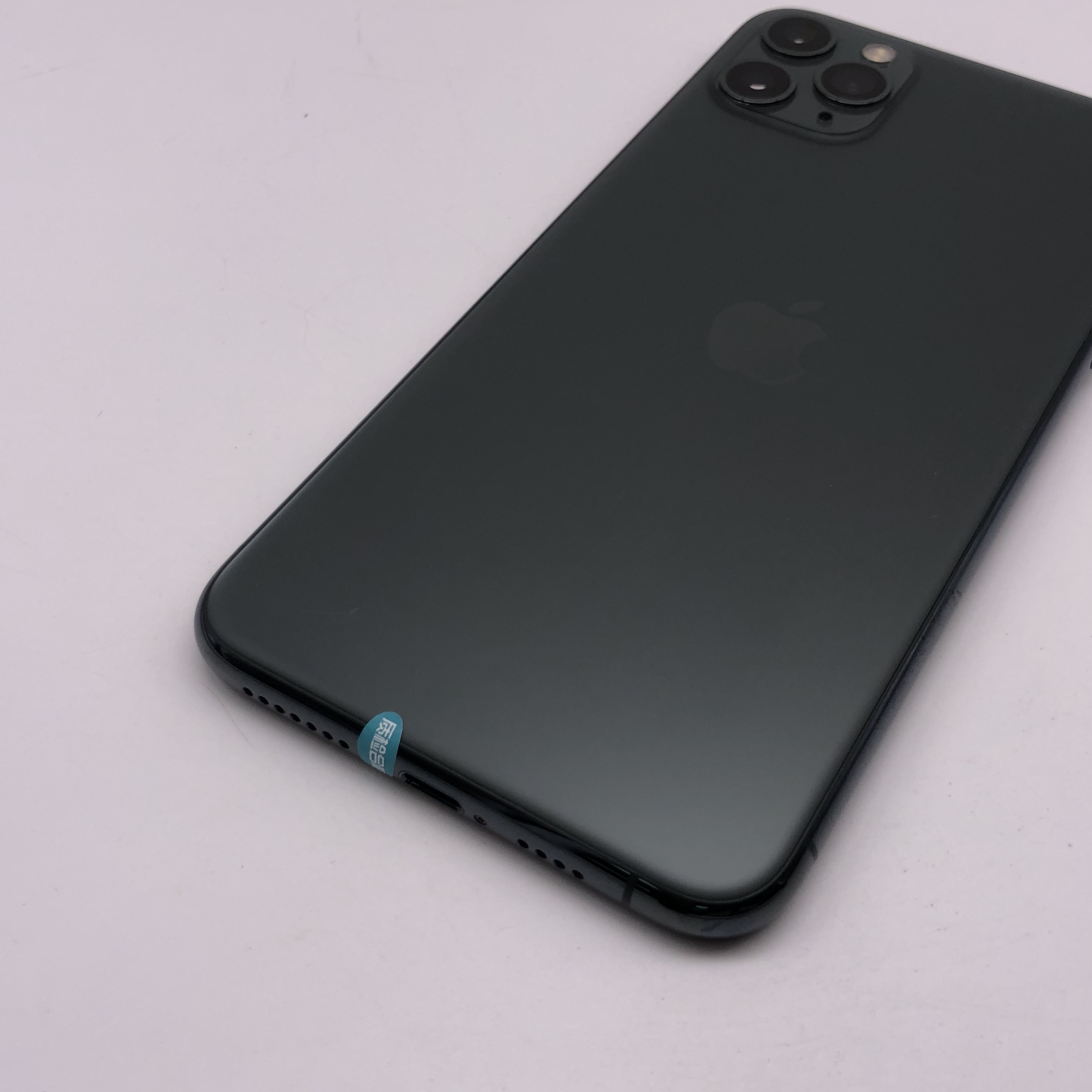 苹果【iphone 11 pro max】全网通 暗夜绿色 256g 国行 99成新