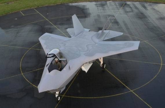 x-32(机械)x-32是波音公司为了获得美国军方jsf联合攻击战斗机项目而