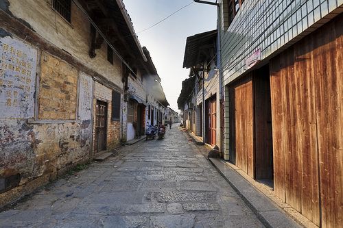 龙山村(行政区划