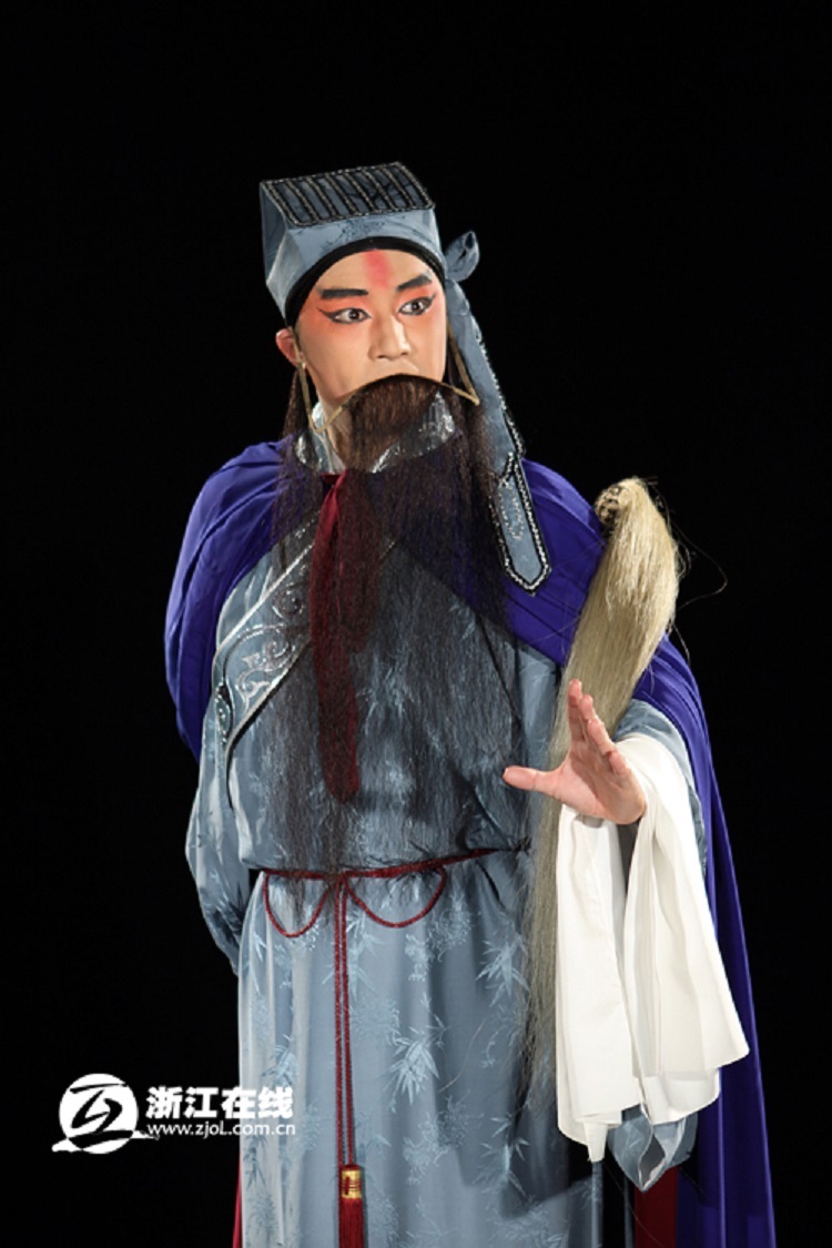 鲍晨(演员)鲍晨,男,昆曲老生.现为浙江昆剧团演员.