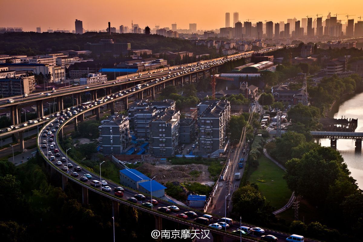 南京市中心在哪个区(去南京游玩住在哪里比较方便)