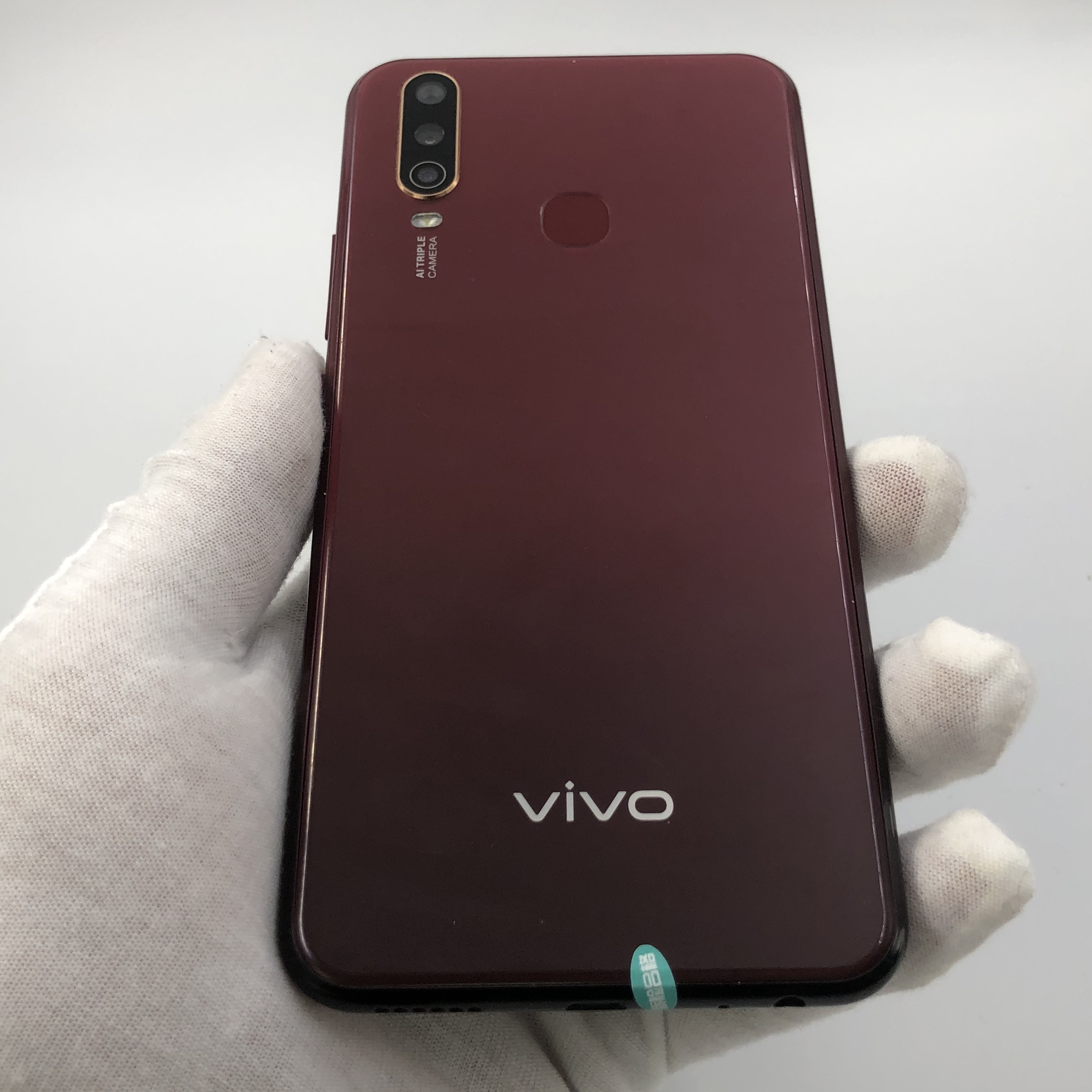 官方质检8成新及以下 国行 4g/64g 4g全网通 vivo y3
