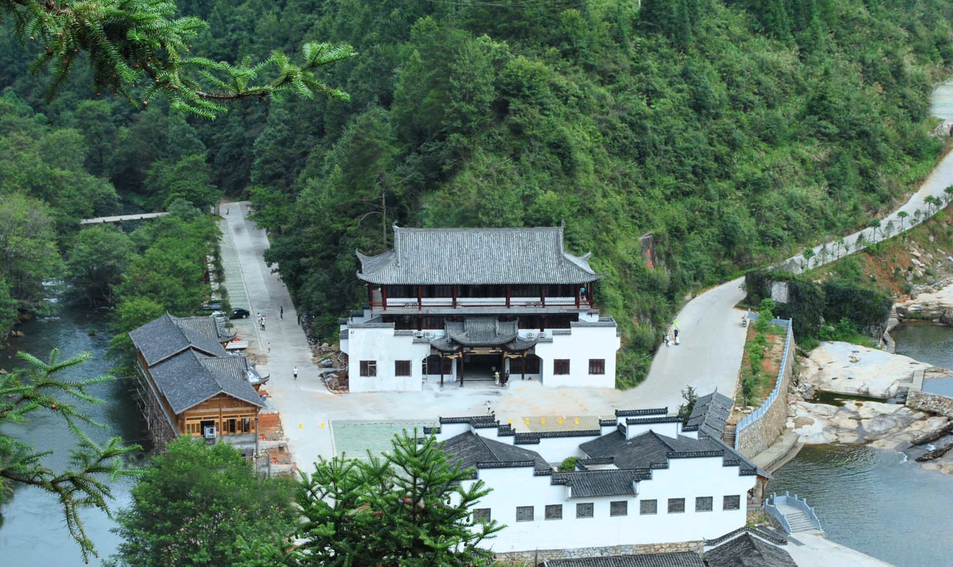 婺源五龙源(公司)婺源县五龙源激流有限责任公司是一