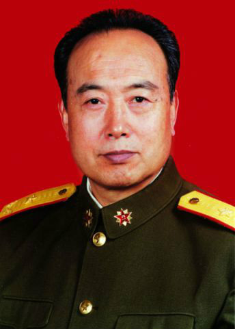 徐作旭(其他人物相关)徐作旭,1941年生,陕西省子洲县马蹄沟镇徐家沟村