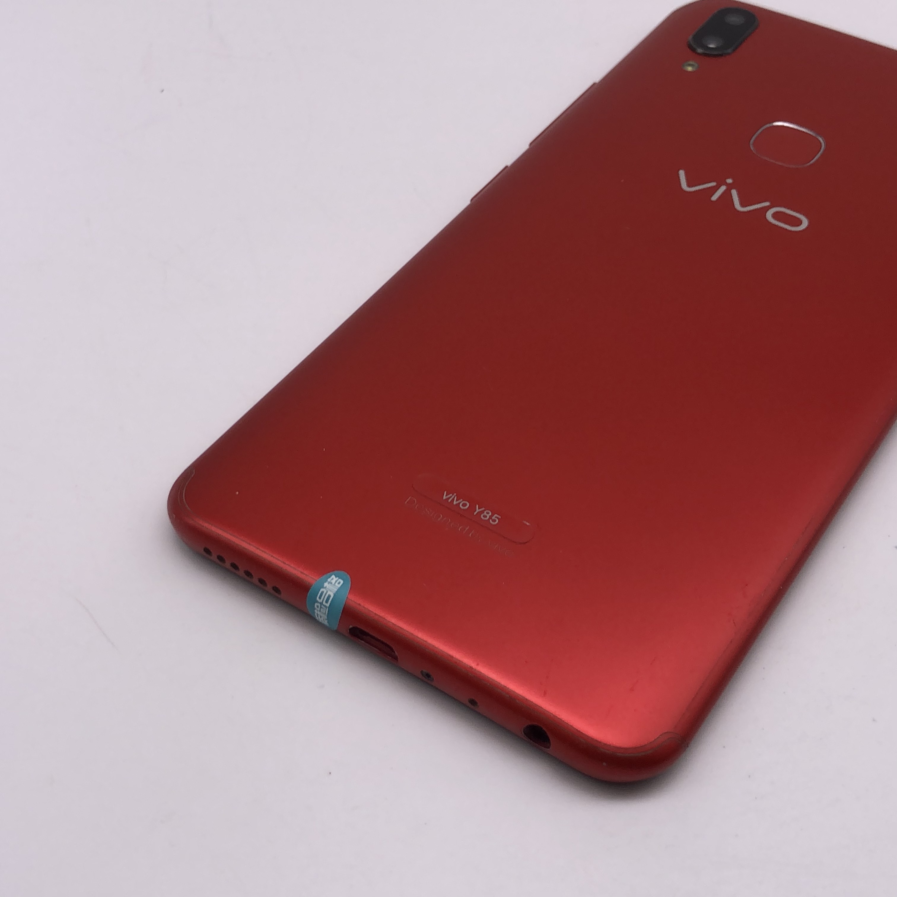 vivo【y85】全网通 红色 64g 国行 8成新