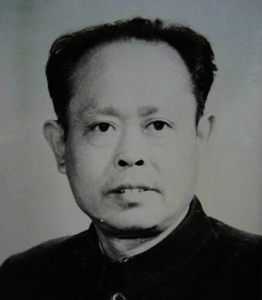 周俊烈(社会人物|历史人物)周俊烈,又名觐光,1912年4月出生于安岳县