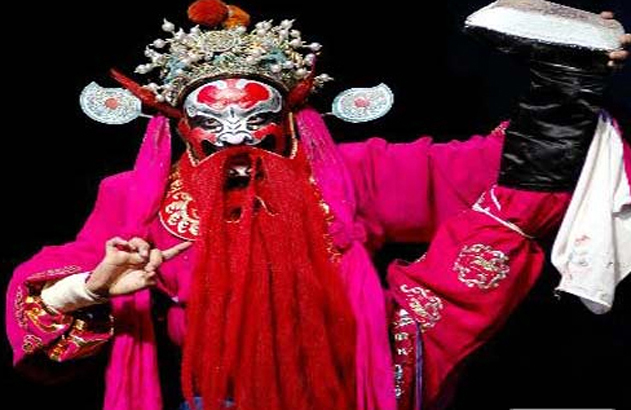 他是京剧名角郑法祥的父亲.父子均擅长猴戏.