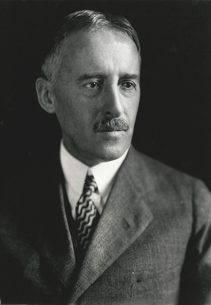 1867年9月21日-1950年10月20日),1867年9月21日出生于美国纽约市