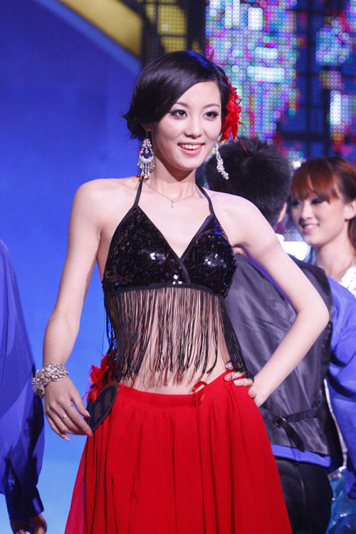 费沁文(其他人物相关)