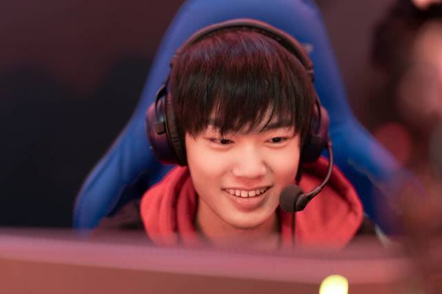 t1级别:knight9,doinb(注:数据的选用仅考虑出场两次以上的选手)在