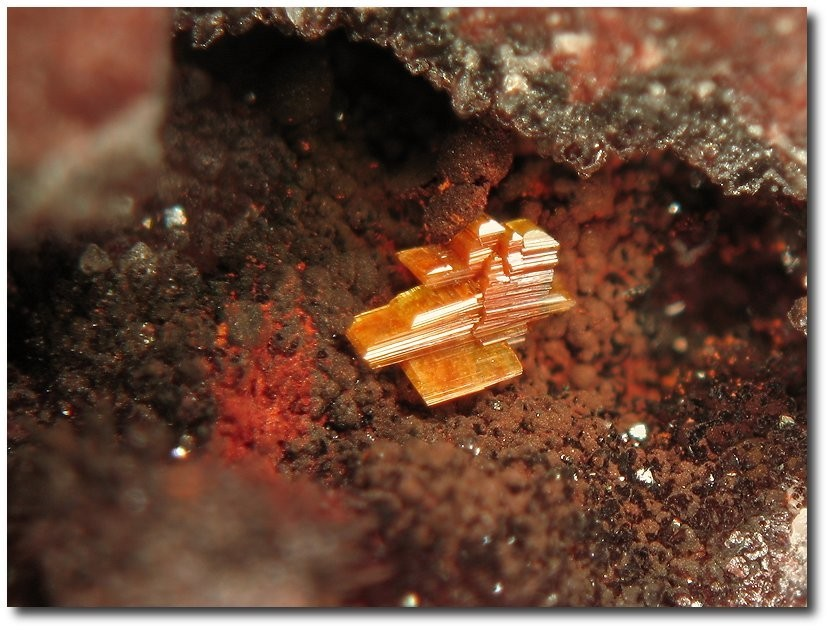 准钡铀云母(非生物)