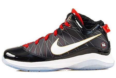 詹姆斯7代篮球鞋(公司)