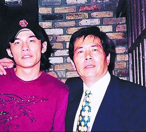 周耀中其他人物相关