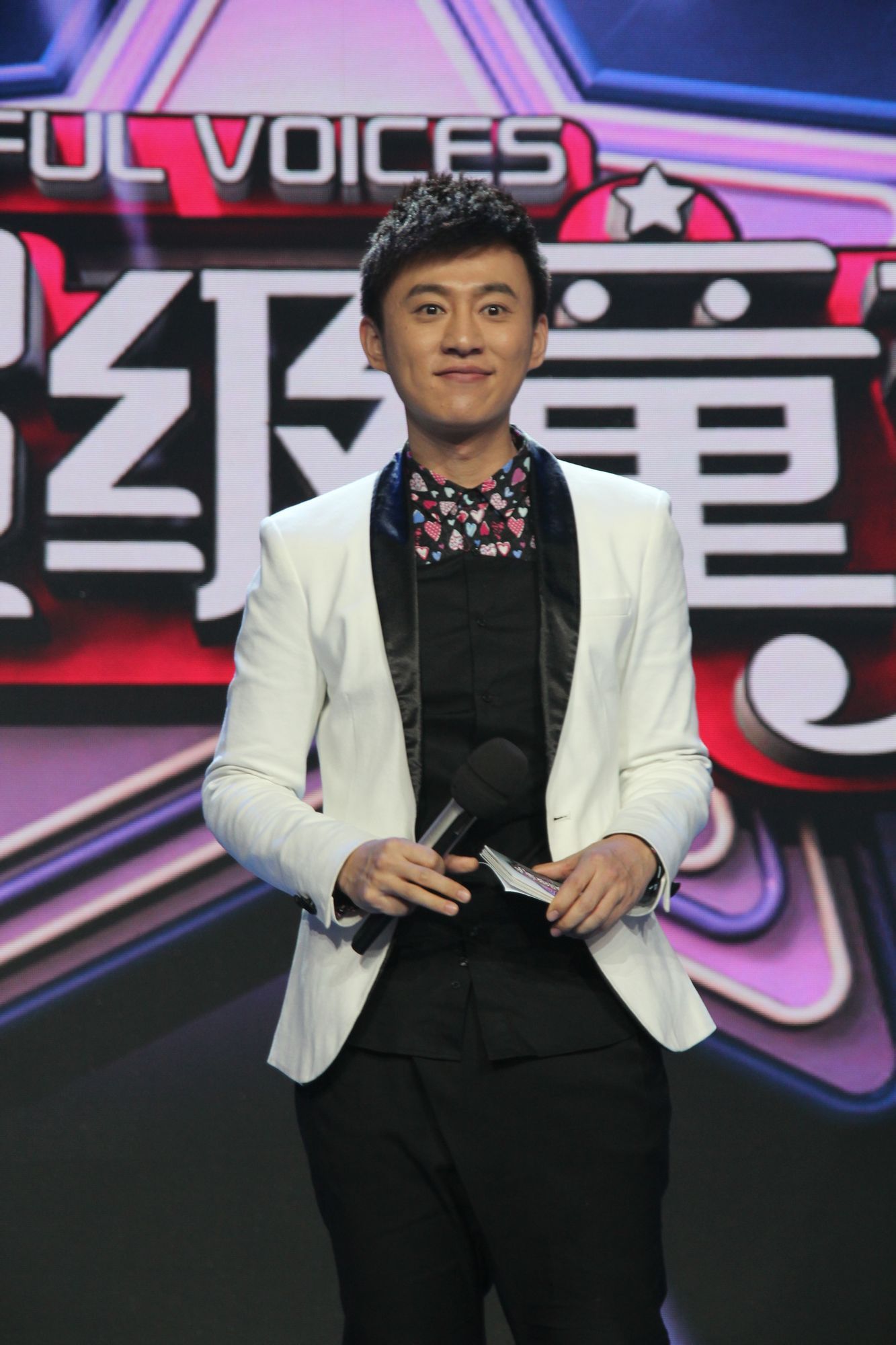 亚明(文化人物)亚明:男,全国百优节目主持人;中国最具影响力玩具类的