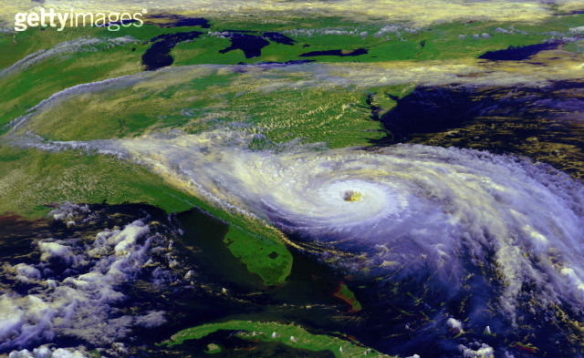 雨果(其他人物相关)名为"吉尔伯特"(美国叫"雨果")的飓风,1989年9月10