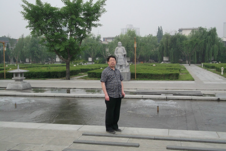 宋万军(文化人物)