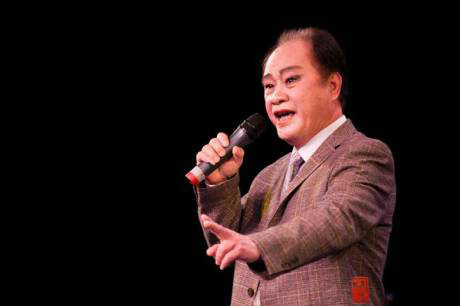 陈进和 ,男,海南省万宁市人,1945年出生,国家一级演员,著名琼剧表演家