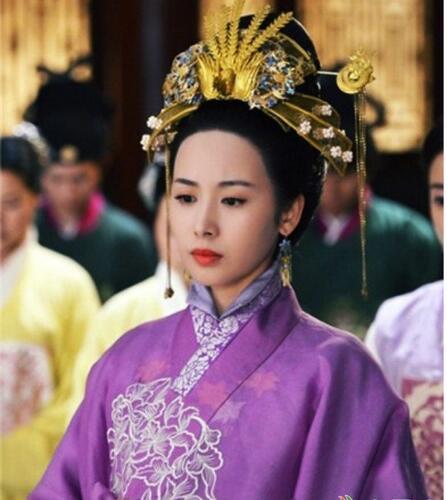 周贵妃(其他人物相关)贵妃周氏,开封(今河南开封)人,北宋宋仁宗赵祯