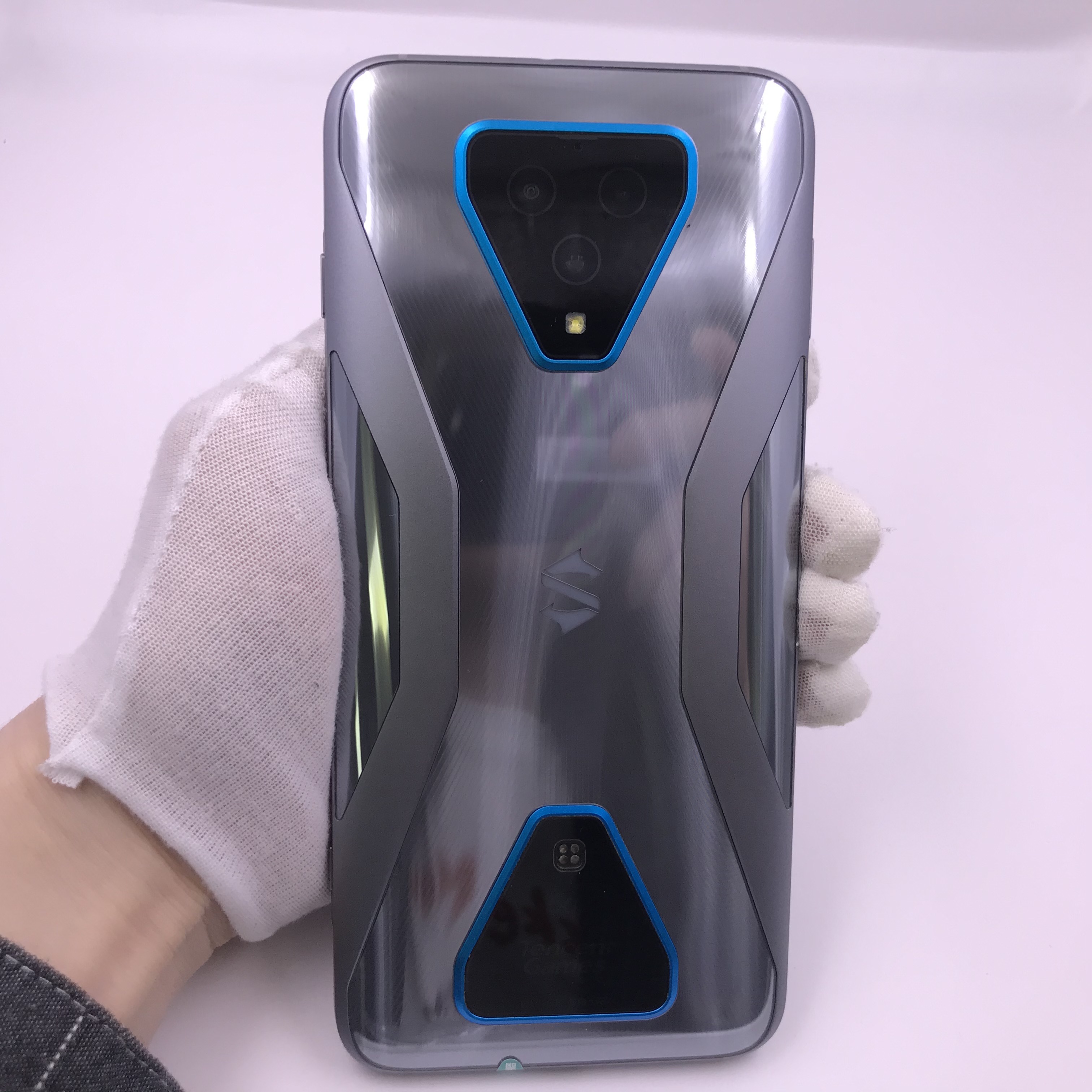 官方质检99成新 5g全网通 铠甲灰 8g/256g 国行 小米 黑鲨 3 pro 5g