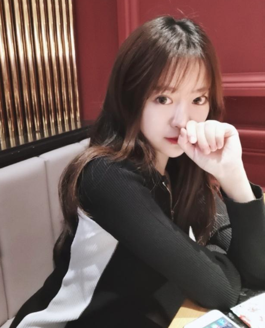 lpl新晋女解说一笔姐爆红金句频出笑翻众人