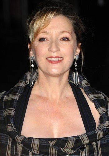 莱丝利·曼维尔(演员)莱丝利·曼维尔(lesleymanville),1956年3月12日