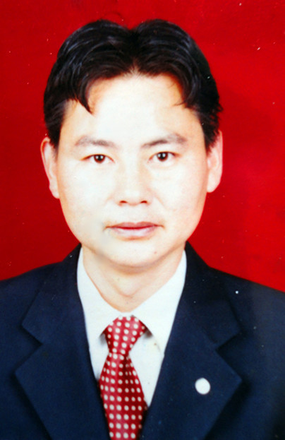 曹阳 (教师)