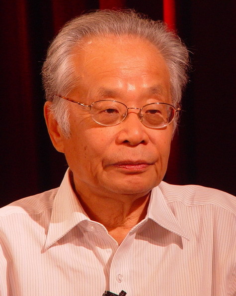 何祚庥(科学家)何祚庥是粒子物理,理论物理学家,中国公众人物,中共