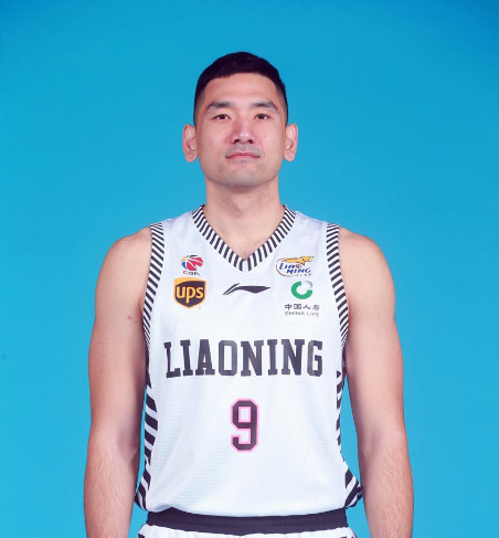 钟诚(社会人物)