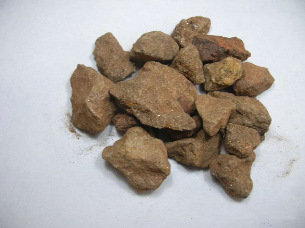 镭石(非生物)镭,镭石是指含有镭元素的天然矿石.镭是一种化学元素.