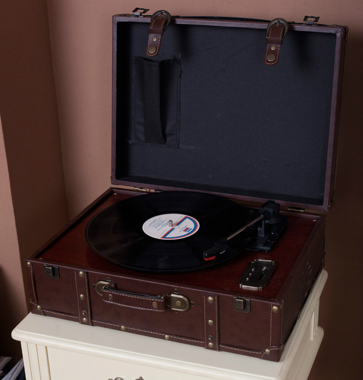 现在市场上有的cd格式包括声频cd,cd-rom,cd-romxa,照片cd,cd-i和视频