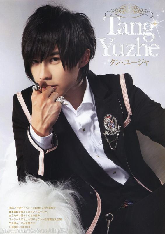 情报(其他)《情报》是唐禹哲演唱的一首歌曲,收录在专辑《d新引力》当