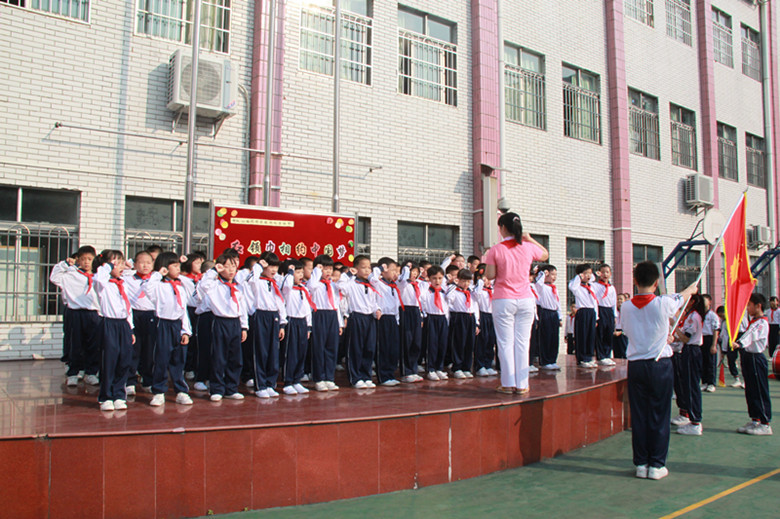 海珠区劬劳小学(学校)