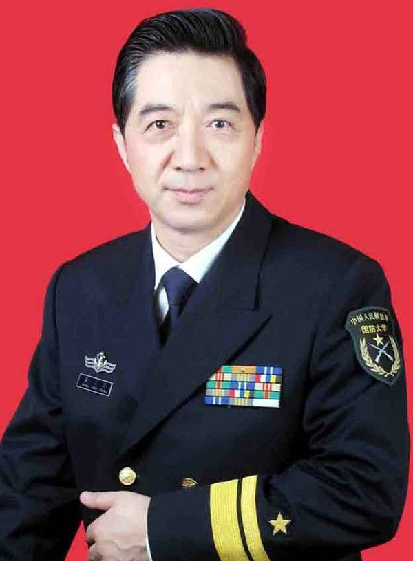 大学军事后勤与军事科技装备教研部原副主任 ,副军职,海军少将军衔