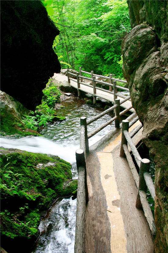 重渡溝自然風景區 (景點)